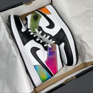 Jordan 1 Mid Heat Reactive